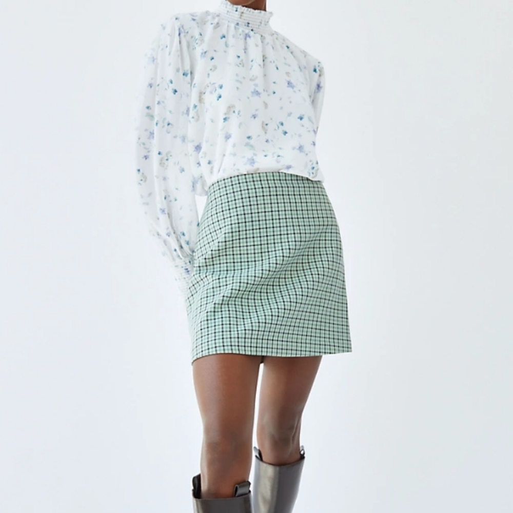 NWOT aritzia wilfred classic mini skirt charcoal/grey 8